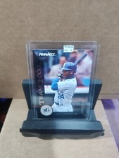 1992 Pinnacle #47 Ken Griffey Jr. Team 2000 Seattle Mariners HOF