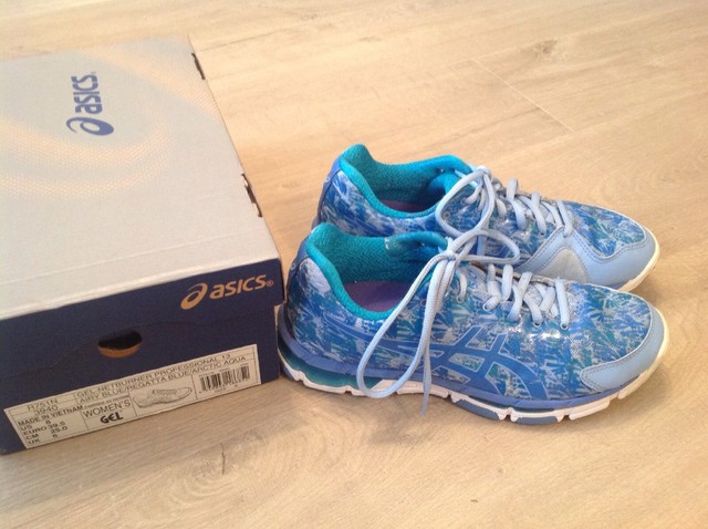 blue netball trainers