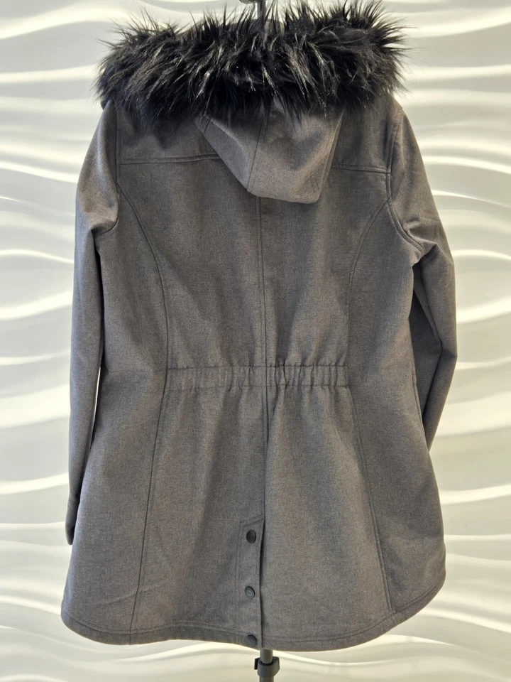 Chaqueta para mujer talla XL Canadá equipo meteorológico peso pesado extraíble capucha ribete de piel Foto 2 de 4