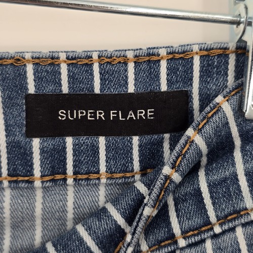 Judy Blue Jeans High Waist Nadelstreifen Super Flare Größe 30 - Bild 7 von 9