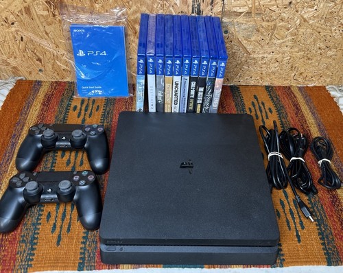 Sony PlayStation PS4 Bundle Slim 1TB mit 2 Controllern & 10 Spielen CUH-2215B