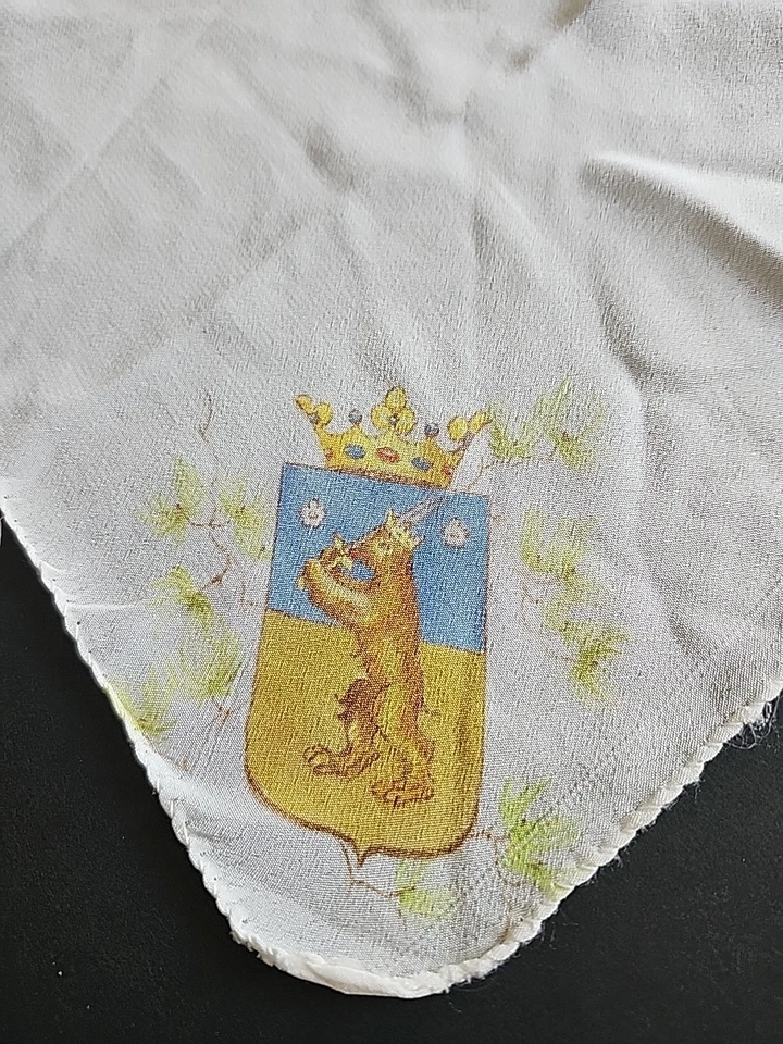 Pañuelo de seda vintage pañuelo bolsillo bufanda escudo de armas oso 8x8" Foto 2 de 3