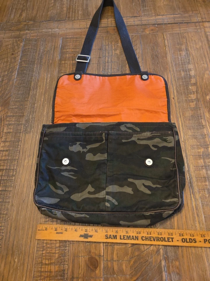 NUEVO MALETÍN DE TRABAJO MILITAR CAMUFLAJE VERDE + MARRÓN FÓSIL MERCER, CUERPO CRUZADO + BOLSO MENSAJERO Foto 4 de 4