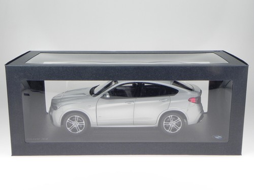 BMW F26 X4 silver diecast modelcar 2352457 Paragon 1:18 - Picture 7 of 7
