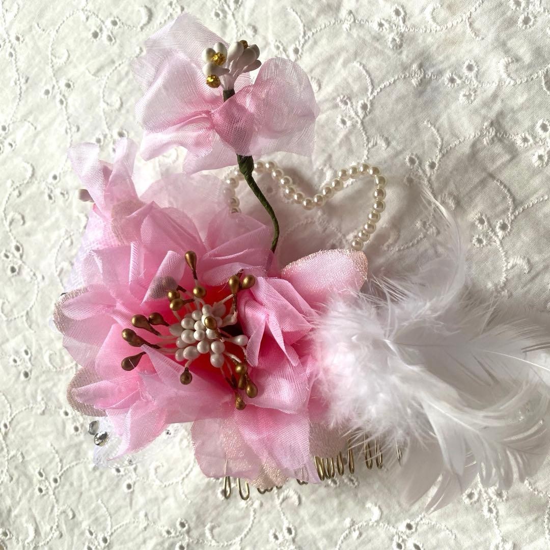 Pink Flowers & Feather Hair Comb Set Used Stylish Bridal Accessory