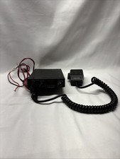 Realistic TRC-415 CB Radio With Microphone