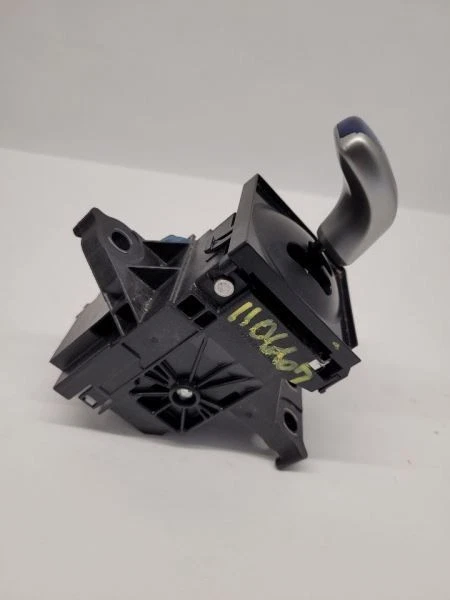 2012 12 TOYOTA PRIUS Automatic Transmission Shift Shifter Gear - Image 2 of 4