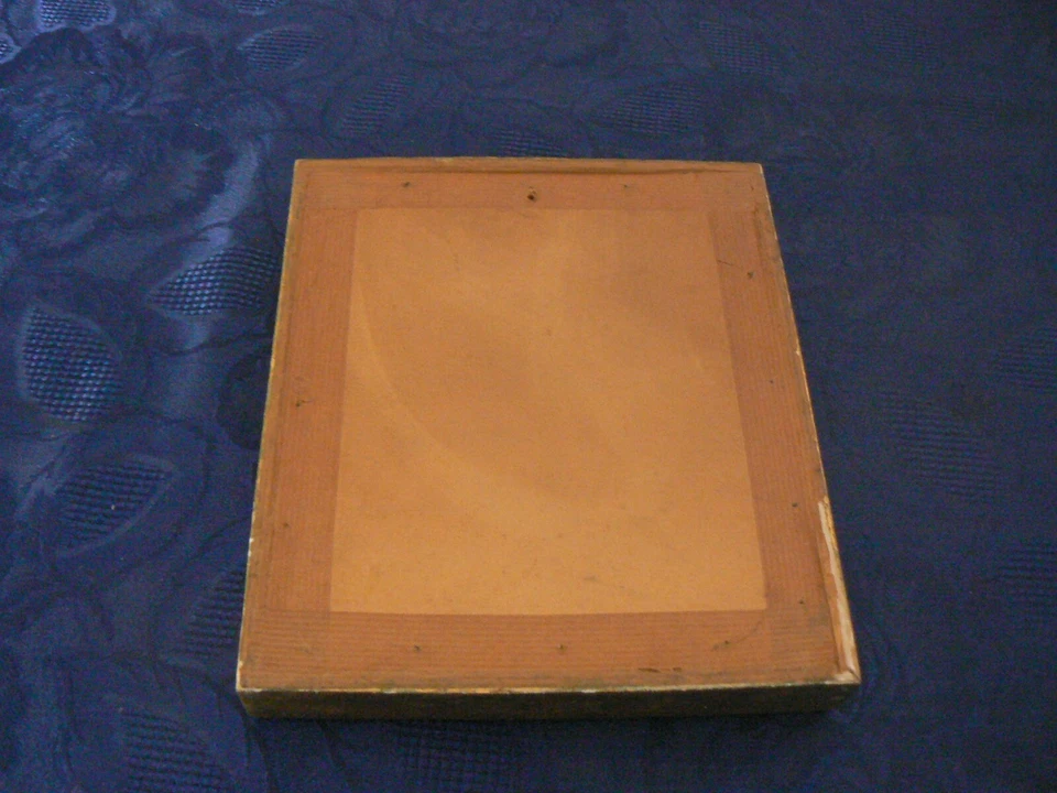 ANCIENNE TAPISSERIE ENCADREMENT BOIS DORE IRIS CANEVAS BRODERIE DEMI POINT - Photo 4/4