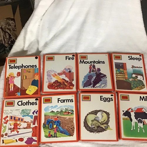 LOT of 8 Wonder Starters Books