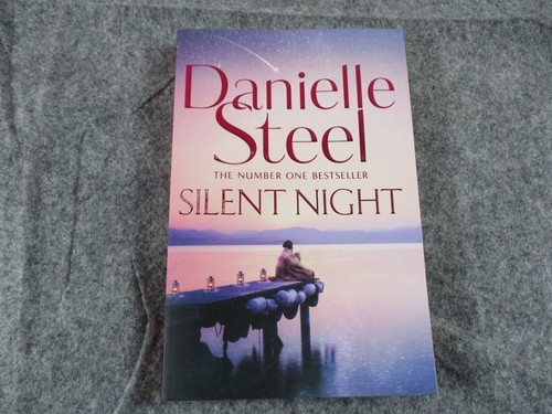 Danielle Steel Novels Large Selection Combine Shipping Complete Your Collection - Picture 191 of 269