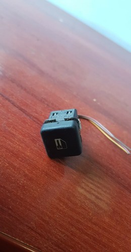 BMW E39 E38 Zentralverriegelung Schalter Taster 8360828