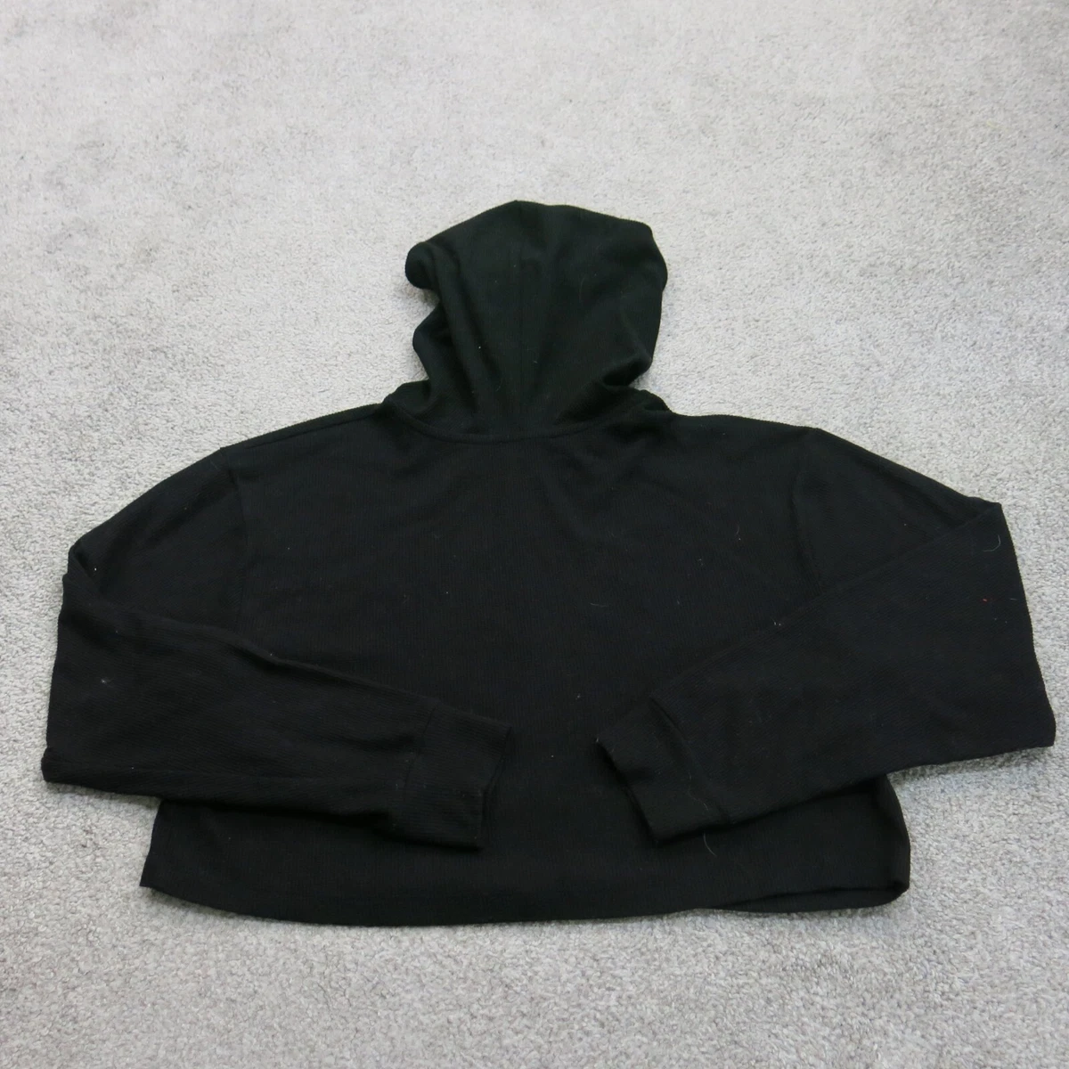 Forever 21 top black cropped hoodie
