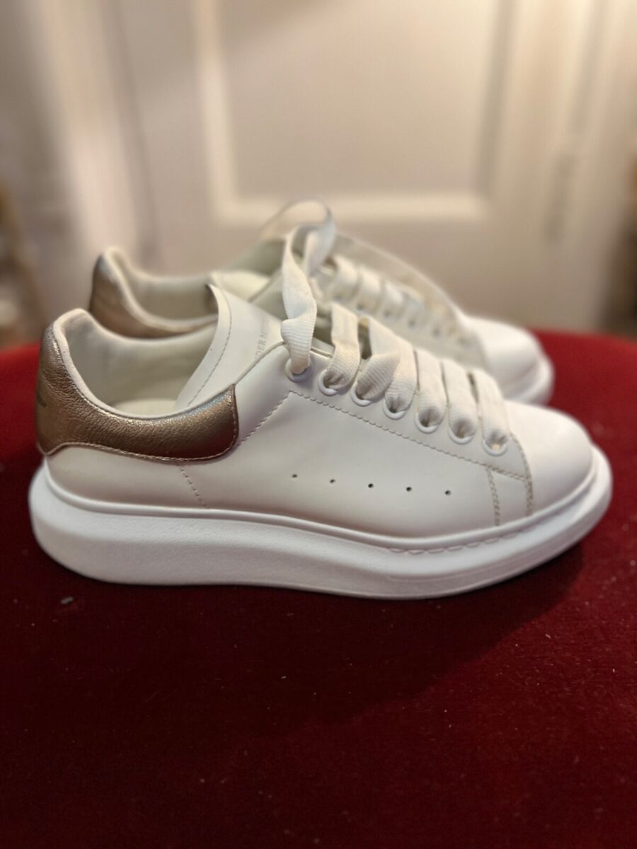 未使用　イタリア製　Alexander McQUEEN 超高級レザーシューズ 革 Alexander McQueen - 未使用 イタリア製 Alexander McQUEEN 超