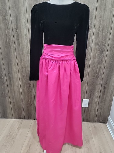 VTG Prom Formal Dress Black Velvet's Corset/ Pink Taffeta Skirtt/Big Bow - Picture 3 of 10