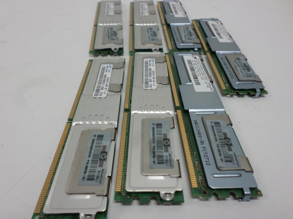 Lot of 7 Micron 1GB PC2-5300 667MHz DDR2 CL5 Memory MT18HTF12872FDY-667D5D3 - Image 3 of 4