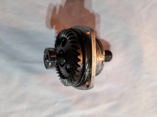 8855 Makita 9565 Winkelschleifer Spindel Zwischenflansch und Tellerrad mit Lager