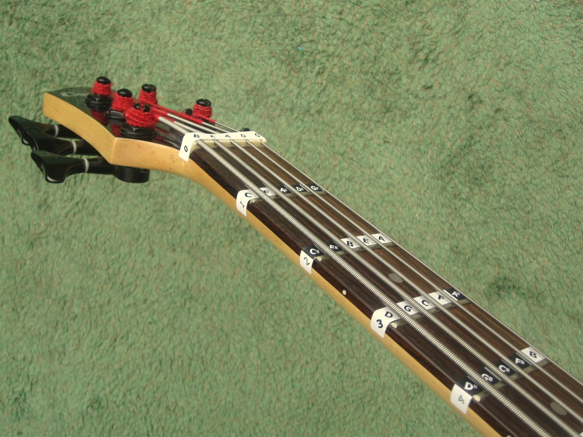 Tablatures Pour Guitare: Cahier De Tablatures Avec Grand Espacement De