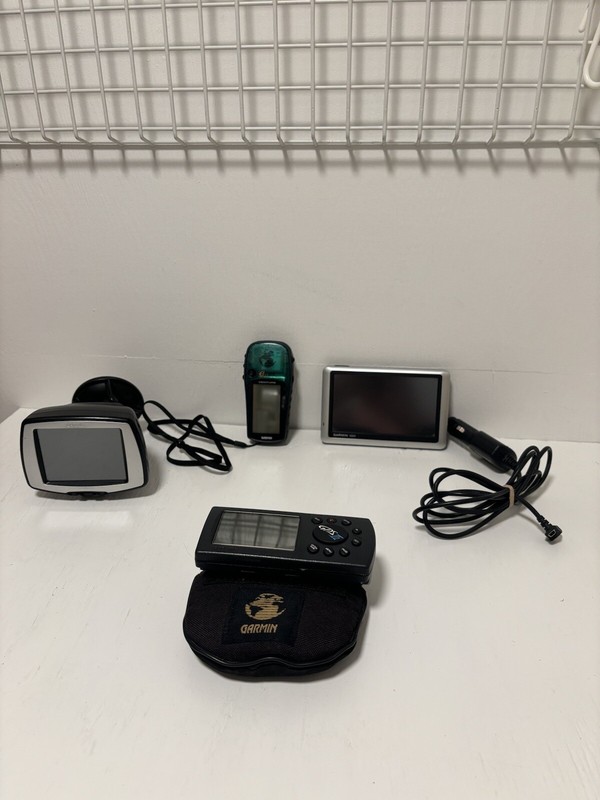 Lot Of Old Garmin GPS PARTS ONLY