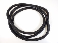 Porsche Cayenne 2011 Porte Avant Joint Caoutchouc Bande Sur Porte 7P0867365B