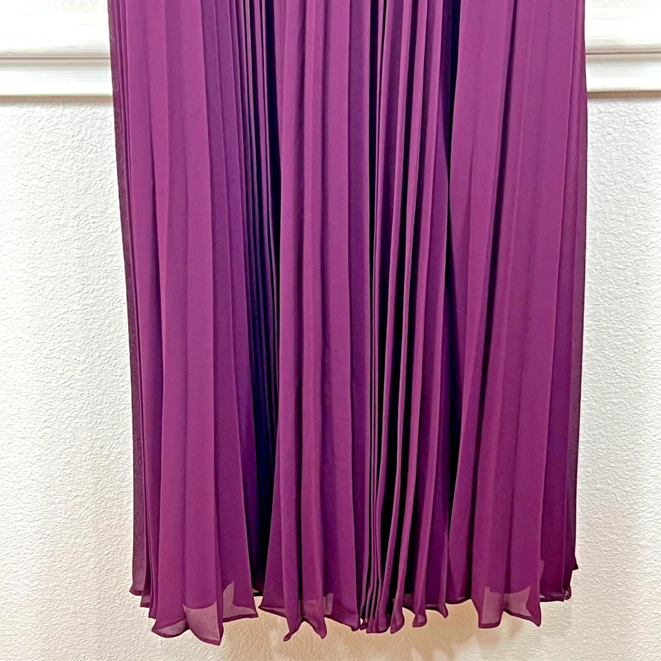 Vestido BCBGMax Azria para mujer 0 puerto profundo Evonne plisado con recortes de encaje Foto 4 de 4