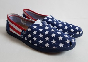 red and blue skechers