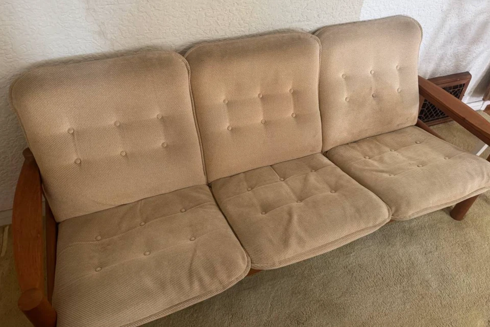 3-местный современный диван середины века MCM из тика и твидового дерева датский домино моблер - Изображение 3 из 4