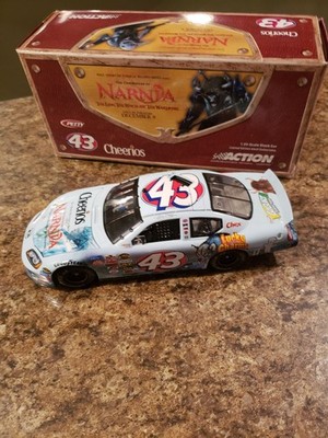 1/24 Jeff Green #43 Cheerios / The Chronicles of NARNIA 2005 NASCAR Action Car