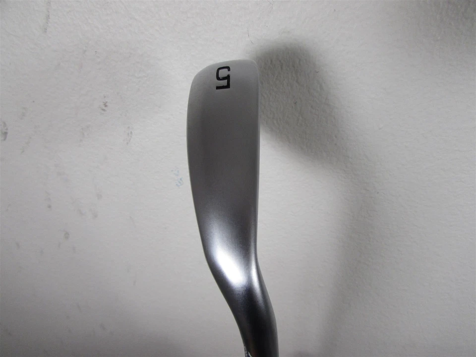 Mizuno Golf JPX 925 HOT METAL 22* 5 Iron Regular Flex 950 GH Neo Steel Shaft - Image 2 of 4