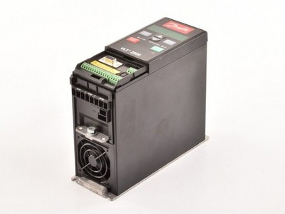 VLT 2800 / VLT2815PT4B20SBR1DBF00A00C0 Danfoss - Used - incl. warranty