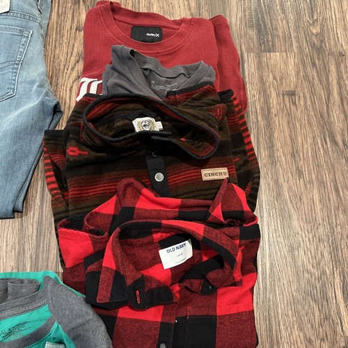 Levi’s Old Navy Big Kids Jeans And More Size 10/12 Lot Of 15 Pieces Read - Picture 2 of 9