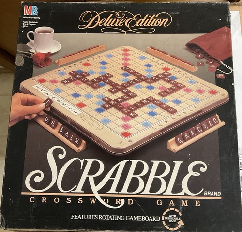 Vintage 1989 Scrabble Deluxe Edition Rotating 4034 Mahogany Tiles Complete - Picture 1 of 10