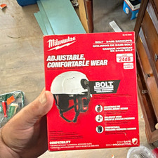 Milwaukee BOLT Adjustable Hard Hat Earmuffs NRR 24dB, MPN 48-73-3230