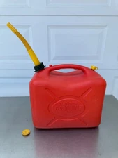 Nice Original Vintage Pre-ban Scepter 5 Gal   Vented Gas Can Made in Canada