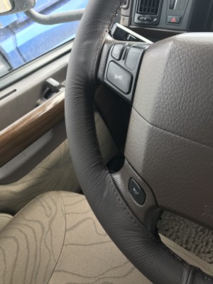 FOR VW CADDY 3 FACELIFT 10+ BROWN LEATHER STEERING WHEEL COVER BROWN DOUBLE STCH