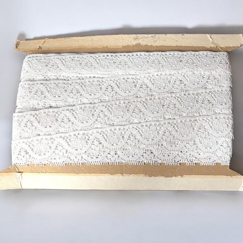 Vintage White Lace Trim 15 Yards 1940s American Fabrics Co Sewing NOS V819 - Picture 2 of 4