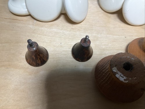 Lot Vintage Cabinet Dresser Drawer Knobs .75”-1.75” (29 Total) - Picture 16 of 16
