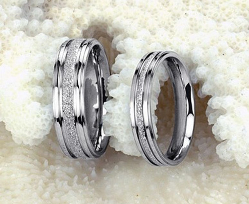 Stainless Steel 316L Silver Frosted Promise Ring Couple Wedding Band - Picture 2 of 5