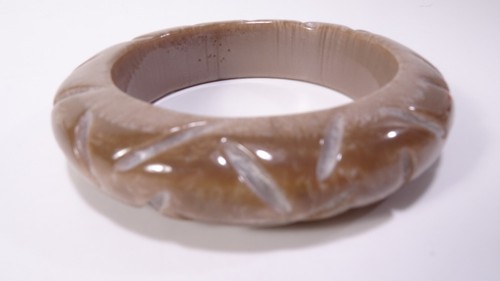 Neiman Marcus Damen dicker Harz geätzt dick glänzend breiter Armreif Armband neu ohne Etikett - Bild 10 von 12