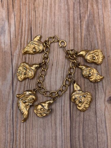 Vintage Disney Gold Tone 7 Dwarfs Charms Bracelet 