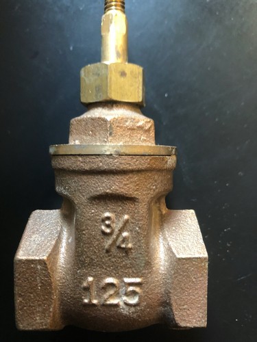 Threaded Pipe Tee 3/4" Red Brass Female Used - 第 1/3 張圖片