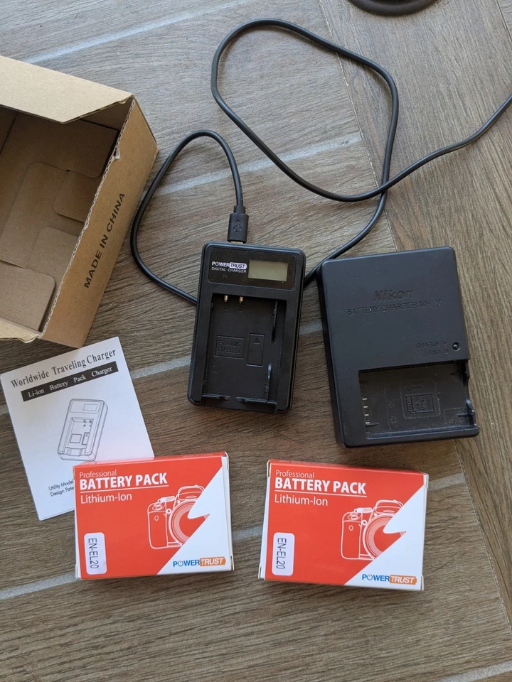 Batería de litio Power Trust para Nikon EN-EL20 (paquete de 2) con 2 cargadores Foto 2 de 4