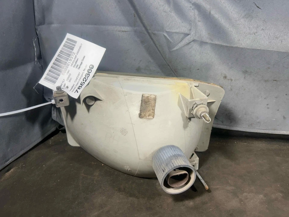 Fits 1999-2004 Ford F250 SD Right Headlight OEM:F3UZ13007A Foto 4 de 4