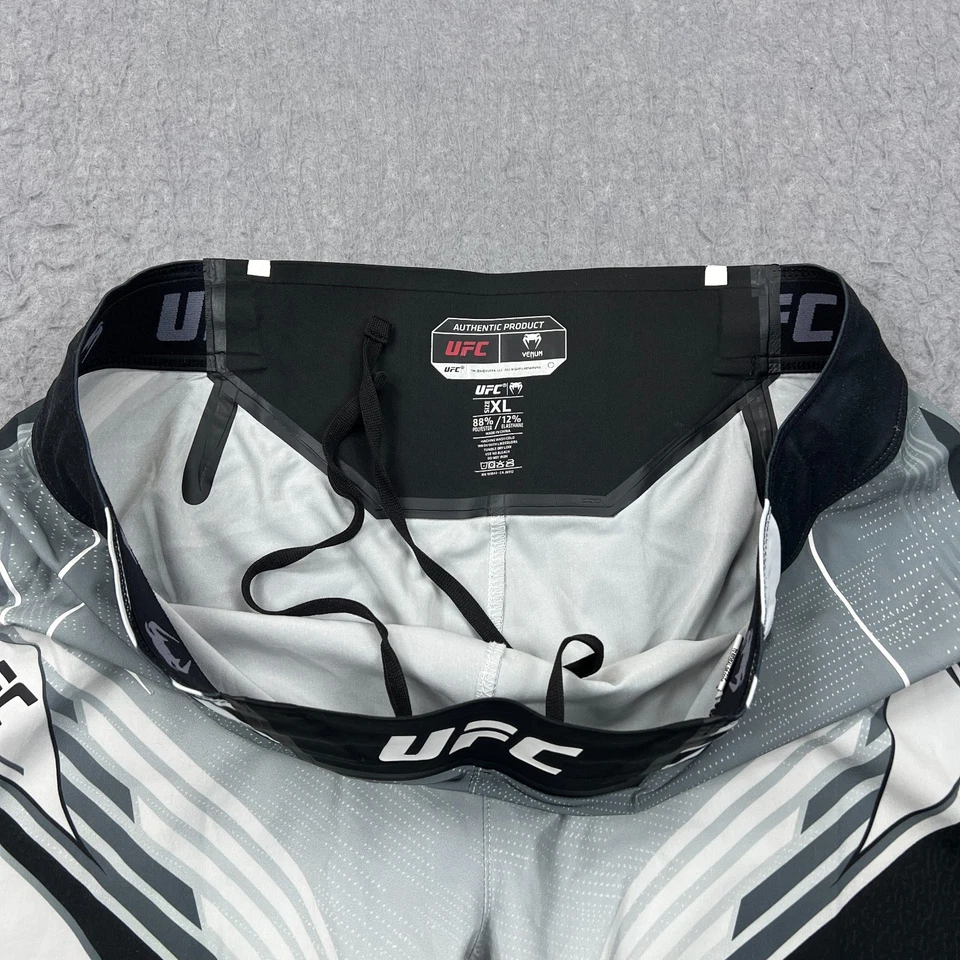 Pantalones Cortos UFC Venum Para Hombres XL Gris Ligero Rendimiento Entrenamiento Lucha MMA Boxeo Foto 4 de 4