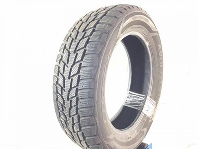 P225/60R18 Cooper Evolution Winter 100 H Used 8/32nds