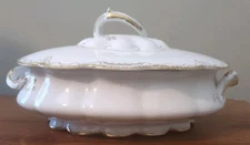 Very Vintage Bassett Limoges, Austria Covered Soup Tureen 7"X10" Excellent Rare