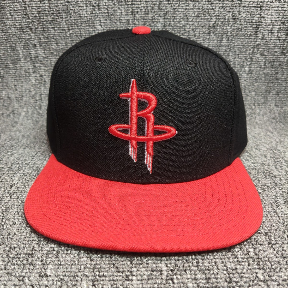 Mitchell & Ness Houston Rockets NBA Snapback Flat Brim Hat Black Red