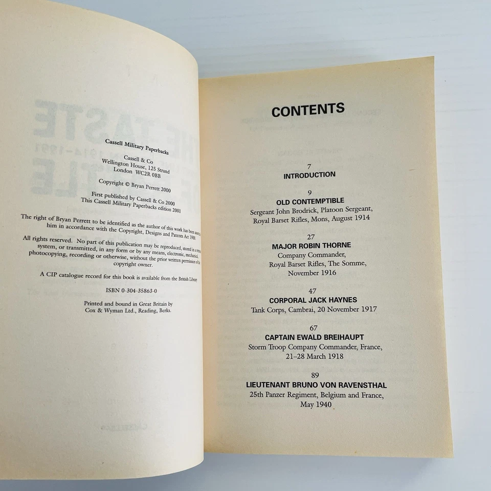 The Taste Of Battle Front Line Action 1914 - 1991 By Bryan Perrett Book PB War - image 4 of 4