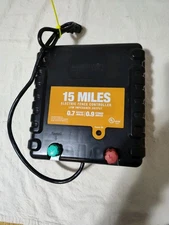 15 Miles Electric Fence Controller American Farm Works B32