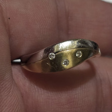 585 Gelbgold/Weißgold Ring Band mit 3 Diaman...