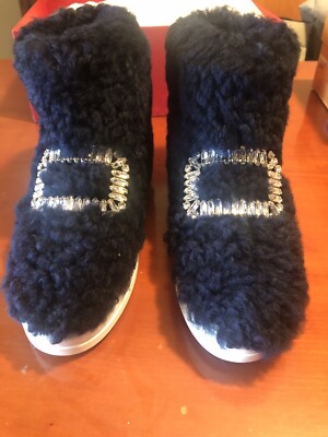 Calzature donna nuove in pelliccia sintetica blu, Roger Vivier n. 37